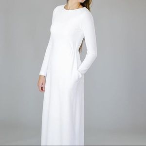 Q. Noor temple dress